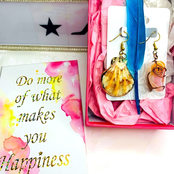 New set! Peach Agate Earrings - Picture 1 of 3